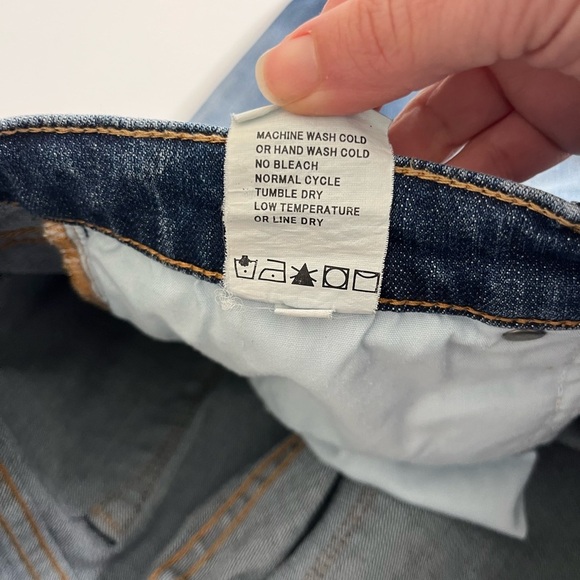 Driftwood Blue Jeans Size 31 Distressed - Picture 5 of 16